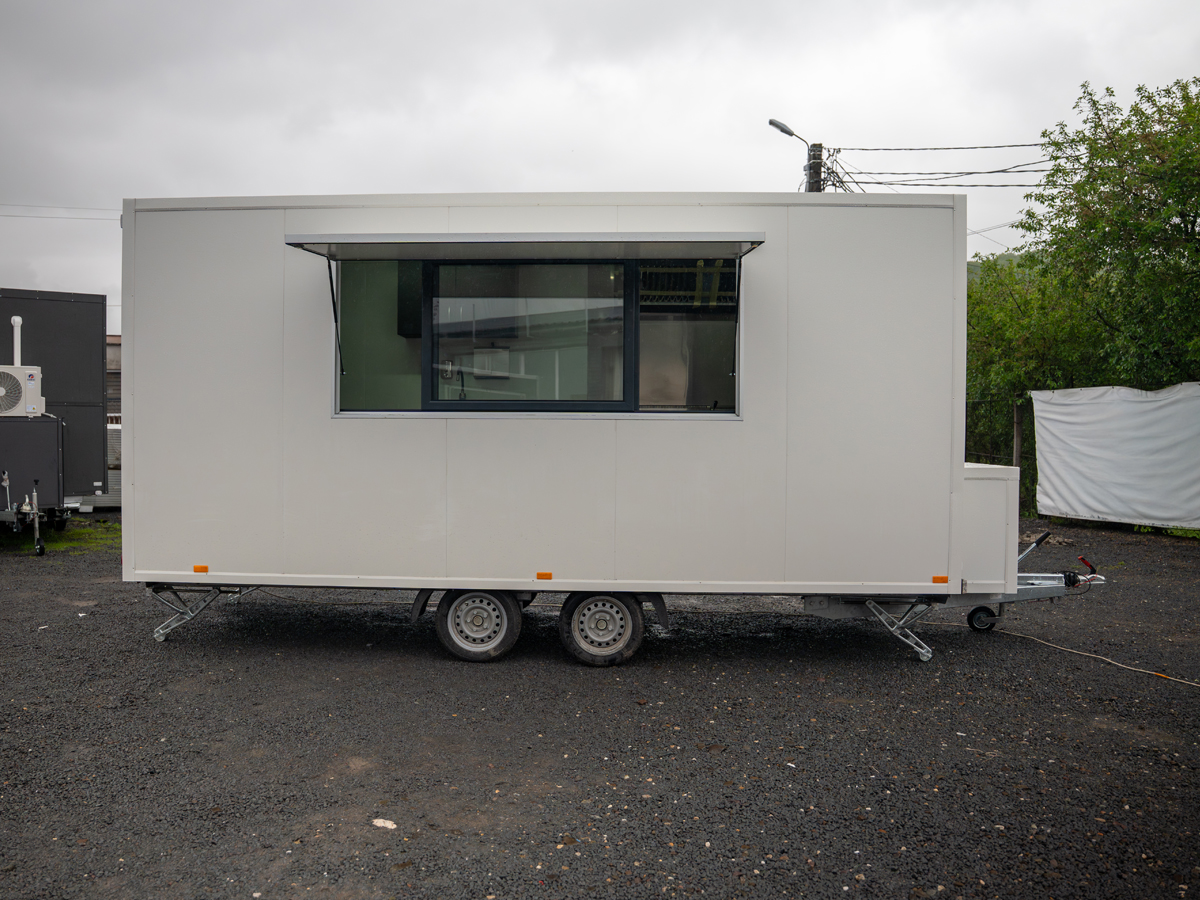 rulote_commercial_5m_echipat