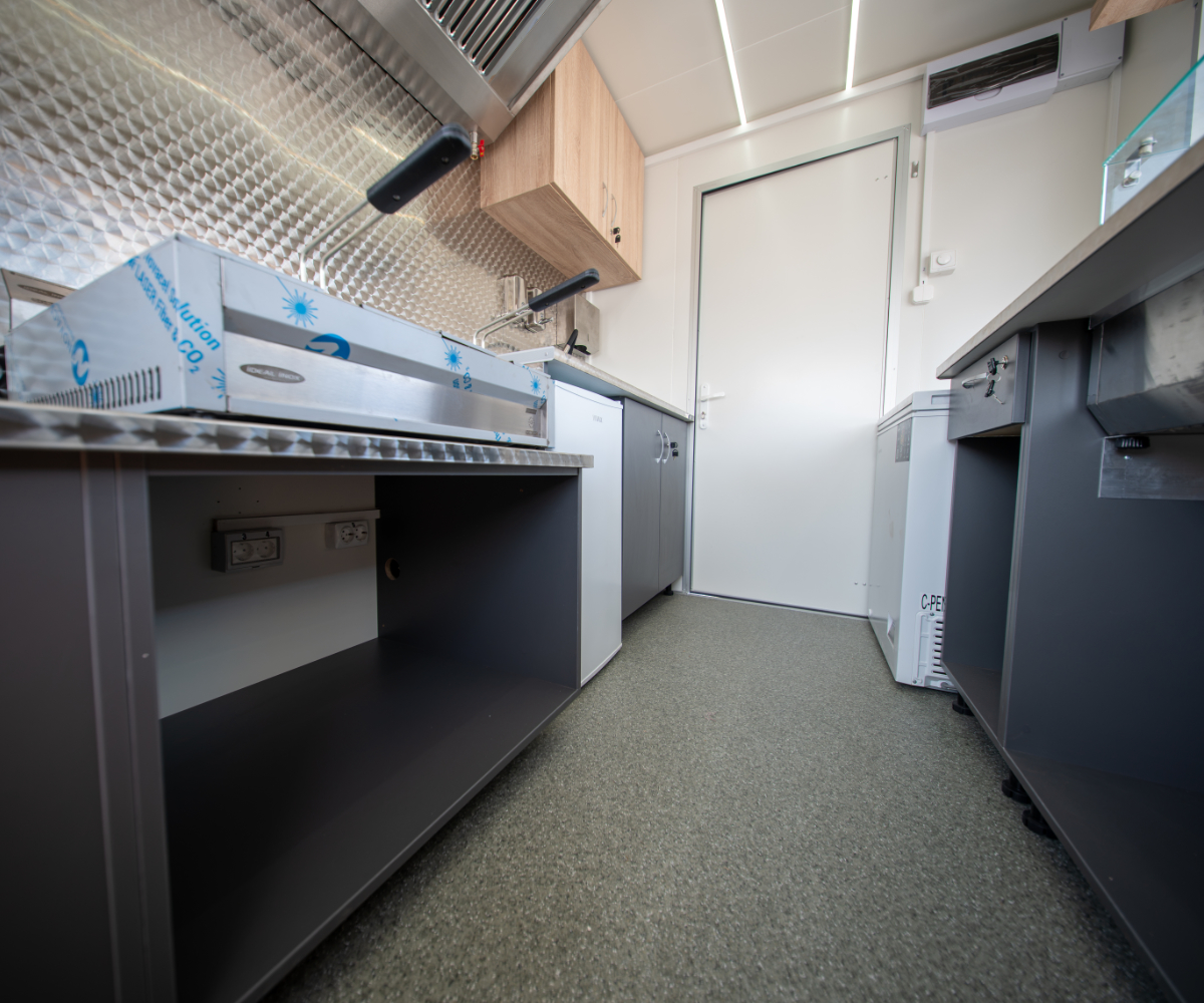 rulote_mures_burger_3m_echipat_foodtruck_16